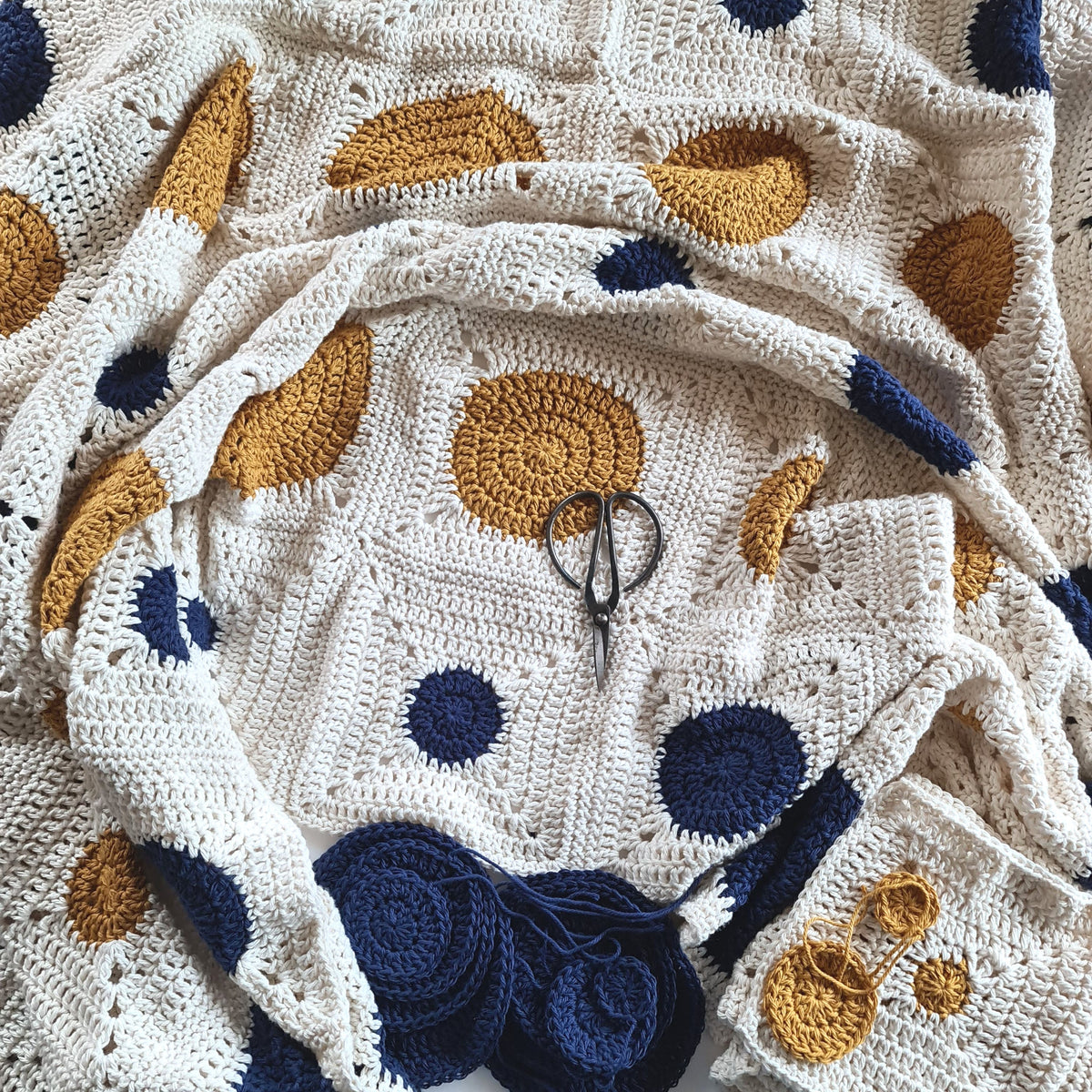 Dotty Spotty Crochet Blankets