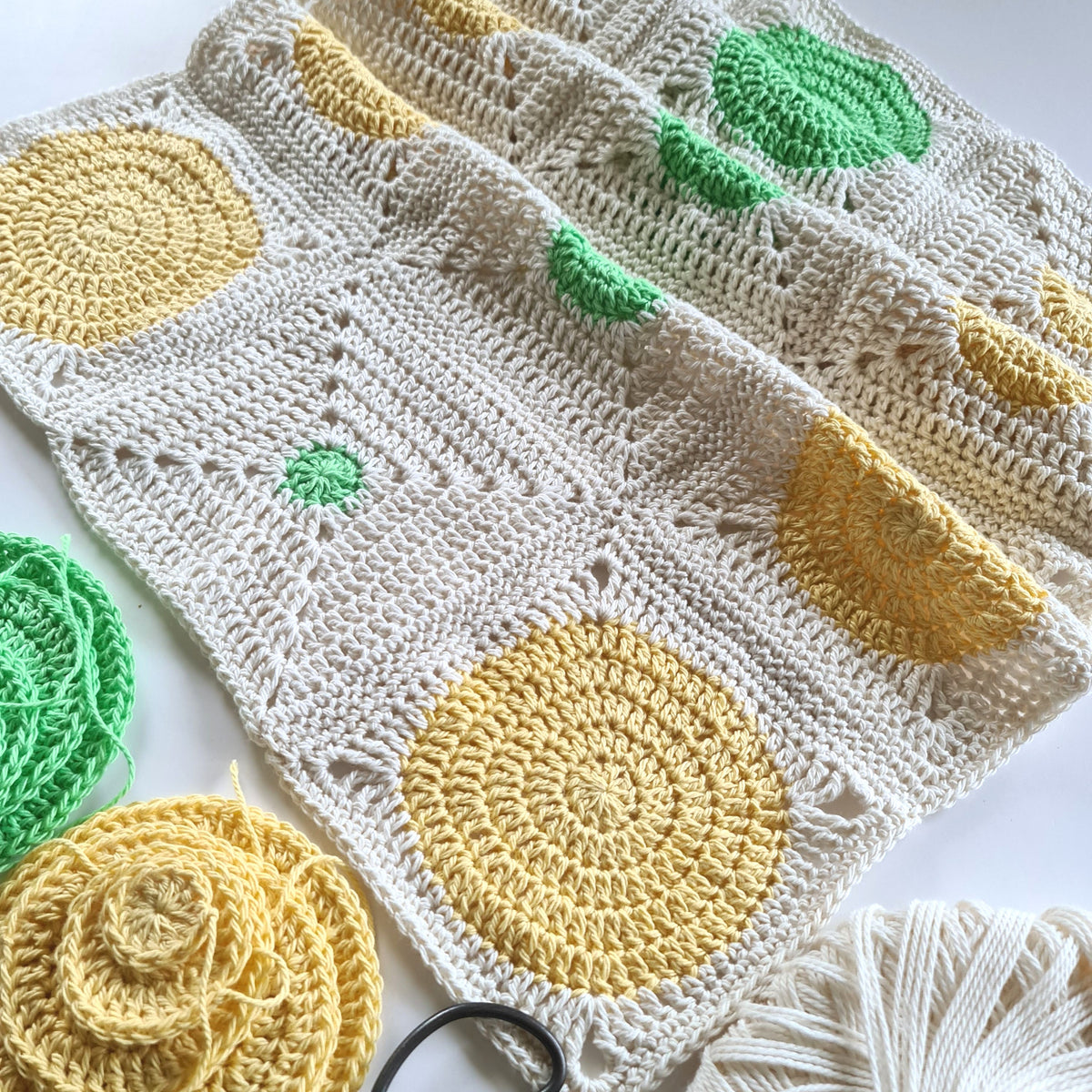 Dotty Spotty Crochet Blankets