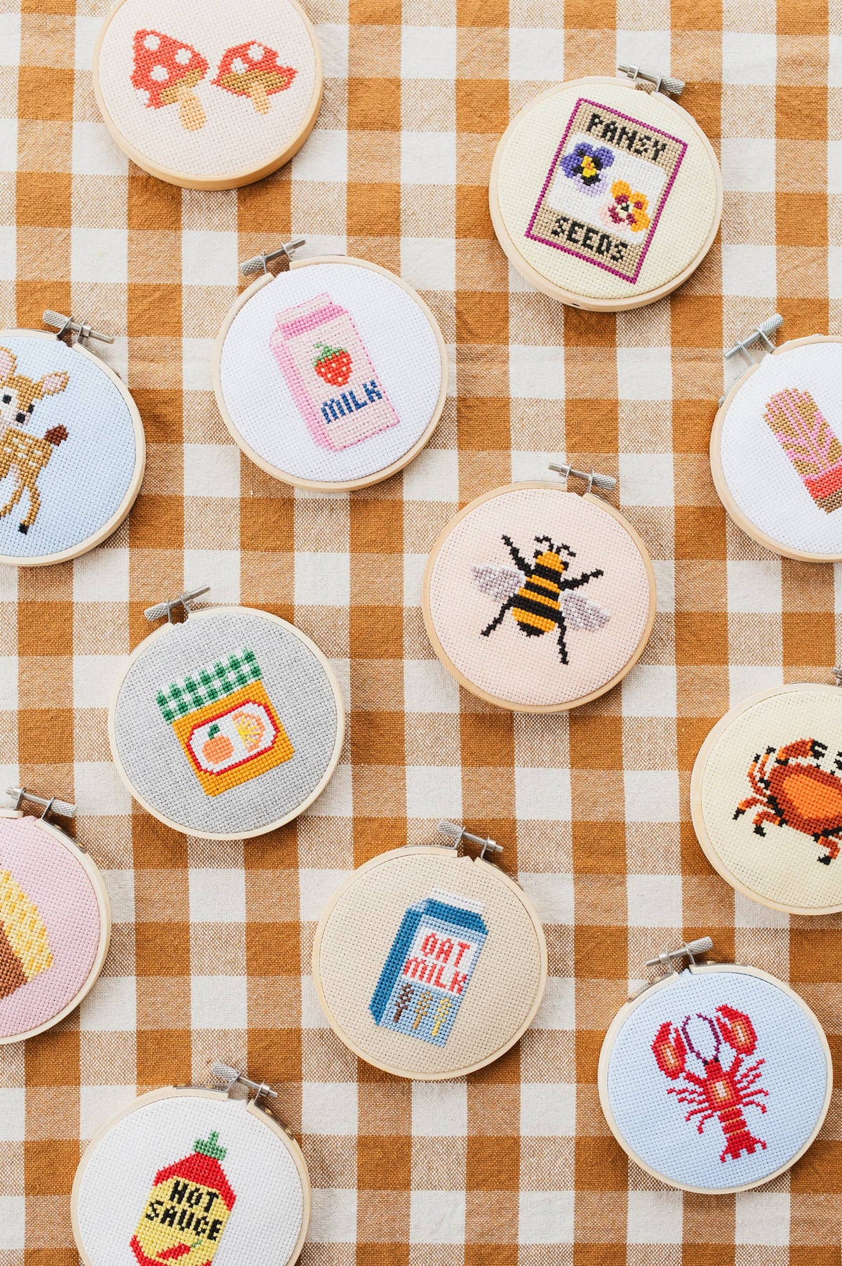 Bumble Bee Cross Stitch Kit