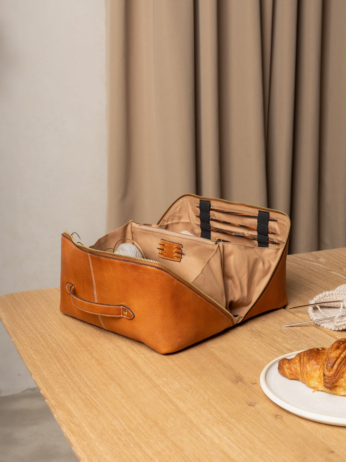 RE:DESIGNED Project 10 Organiser Bag, Burned Tan/Gold