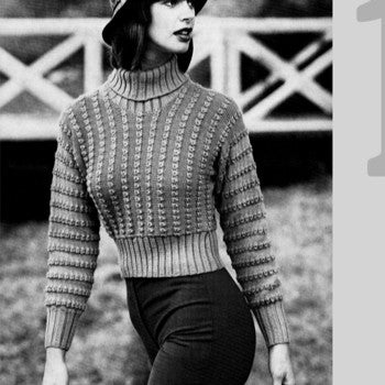 Vintage 1974 Jumper Knitting Pattern in Patons Bluebell 5 Ply