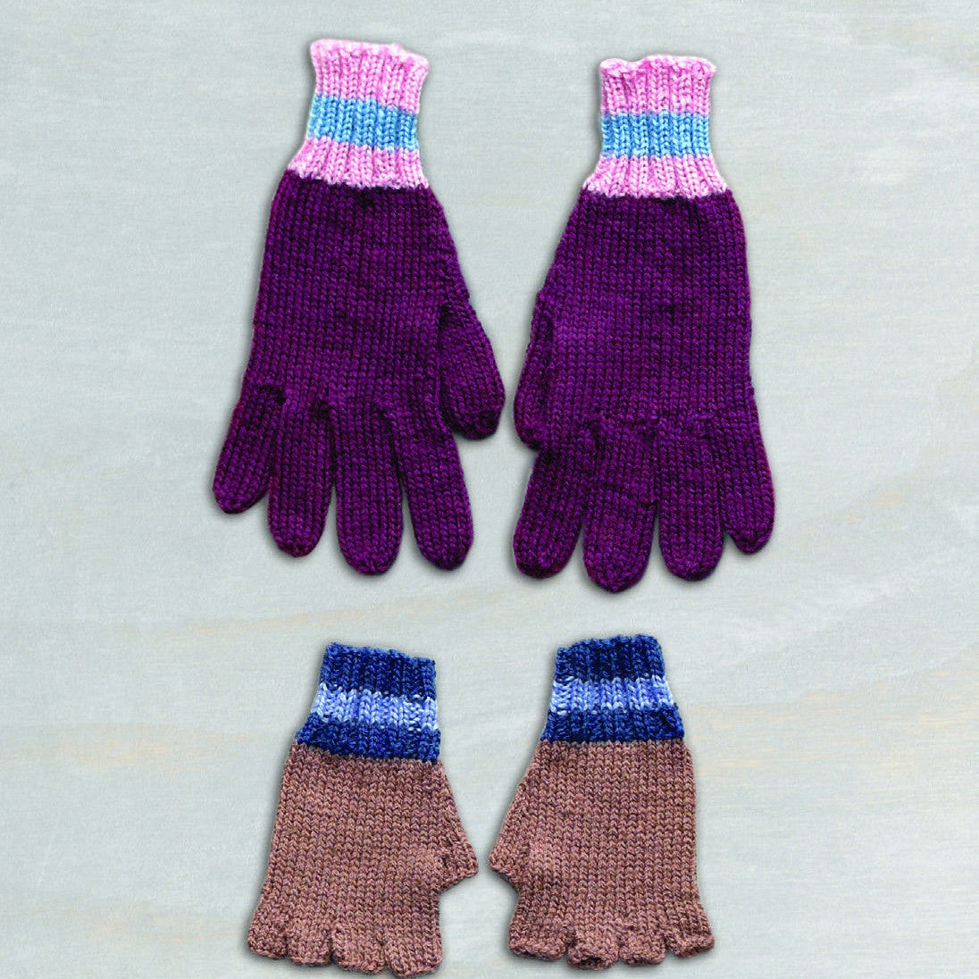Seamless Mitts or Gloves Knitting Pattern in Patons Bluebell 5 Ply