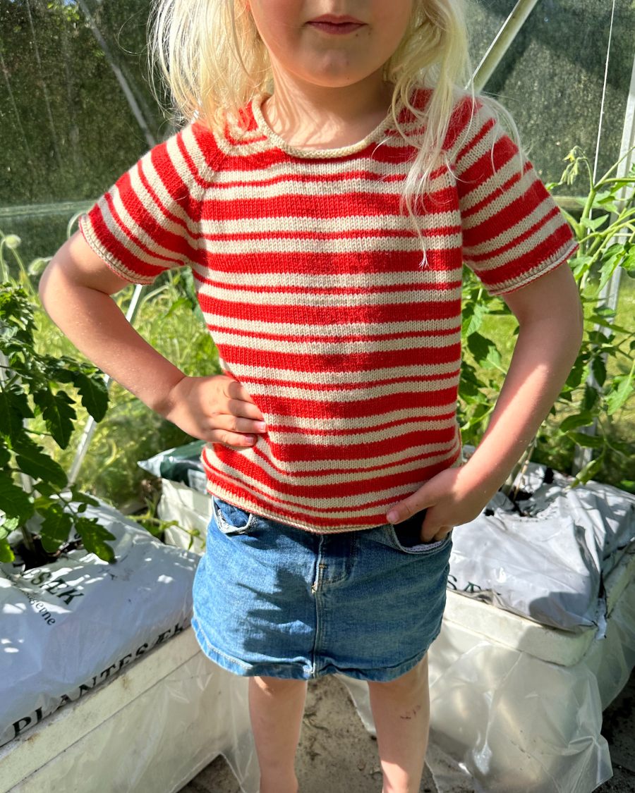 PetiteKnit Amélie Tee Junior, knitted sample