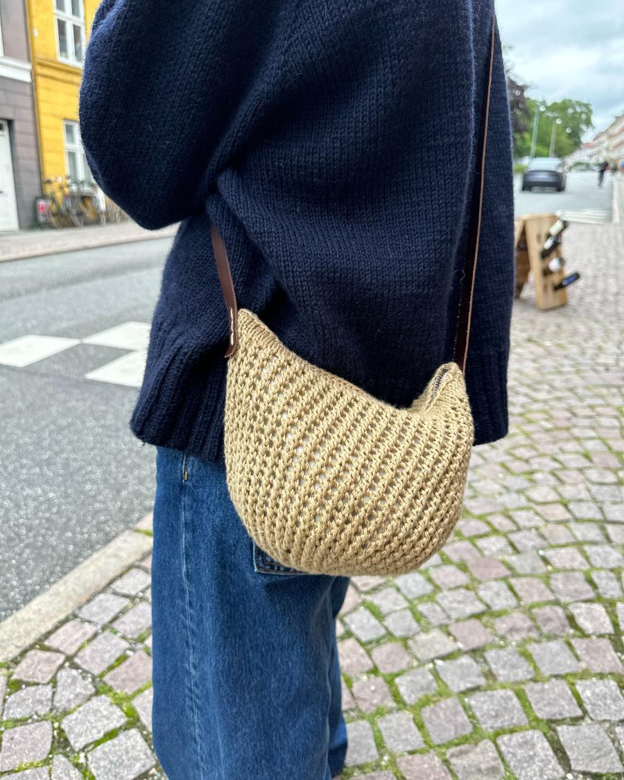 PetiteKnit Florence Bag, knitted sample