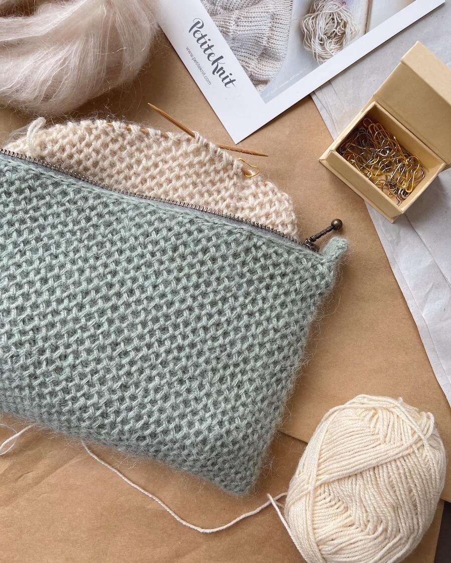 PetiteKnit Honey Purse, knitted sample