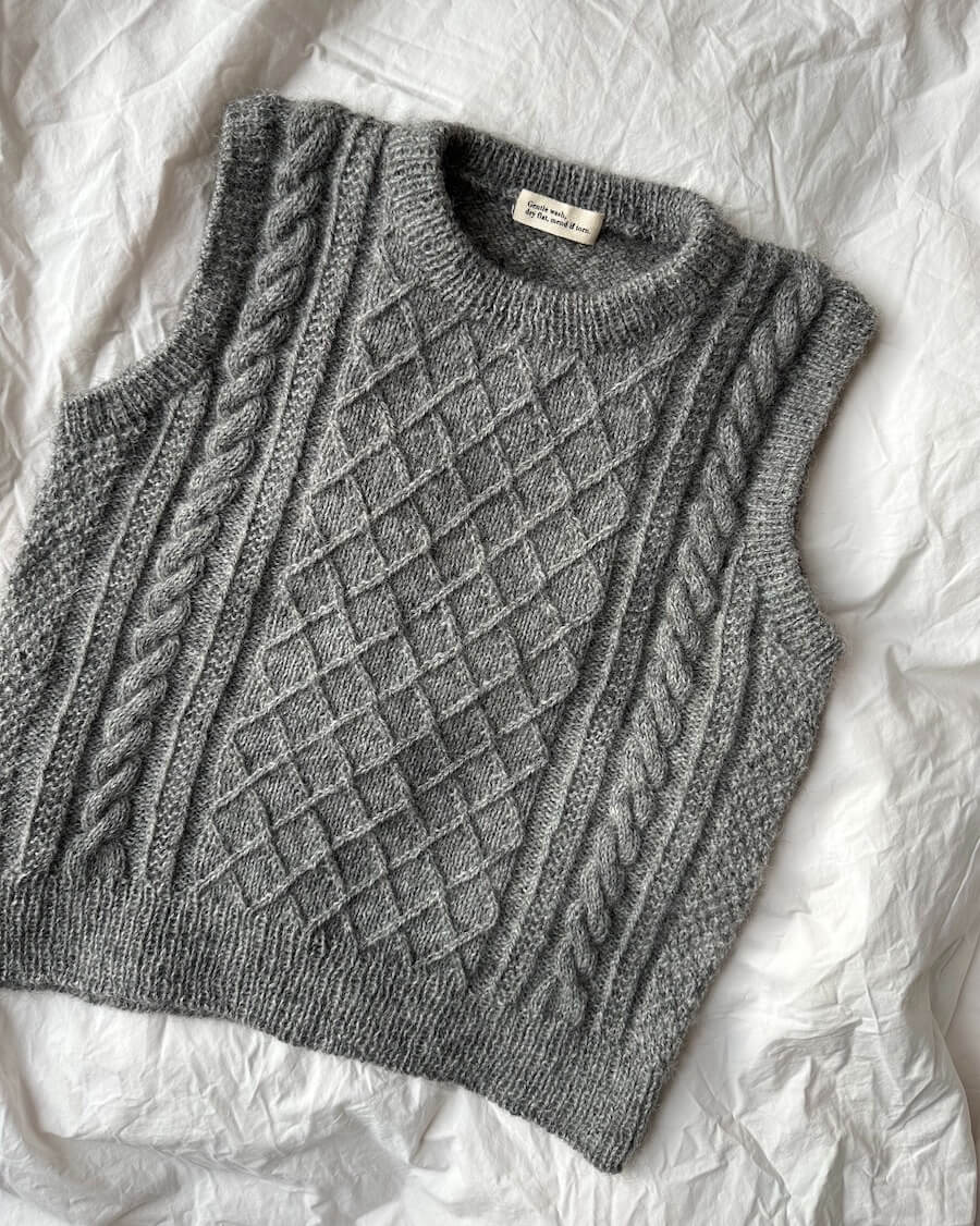 PetiteKnit Moby Slipover, knitted sample