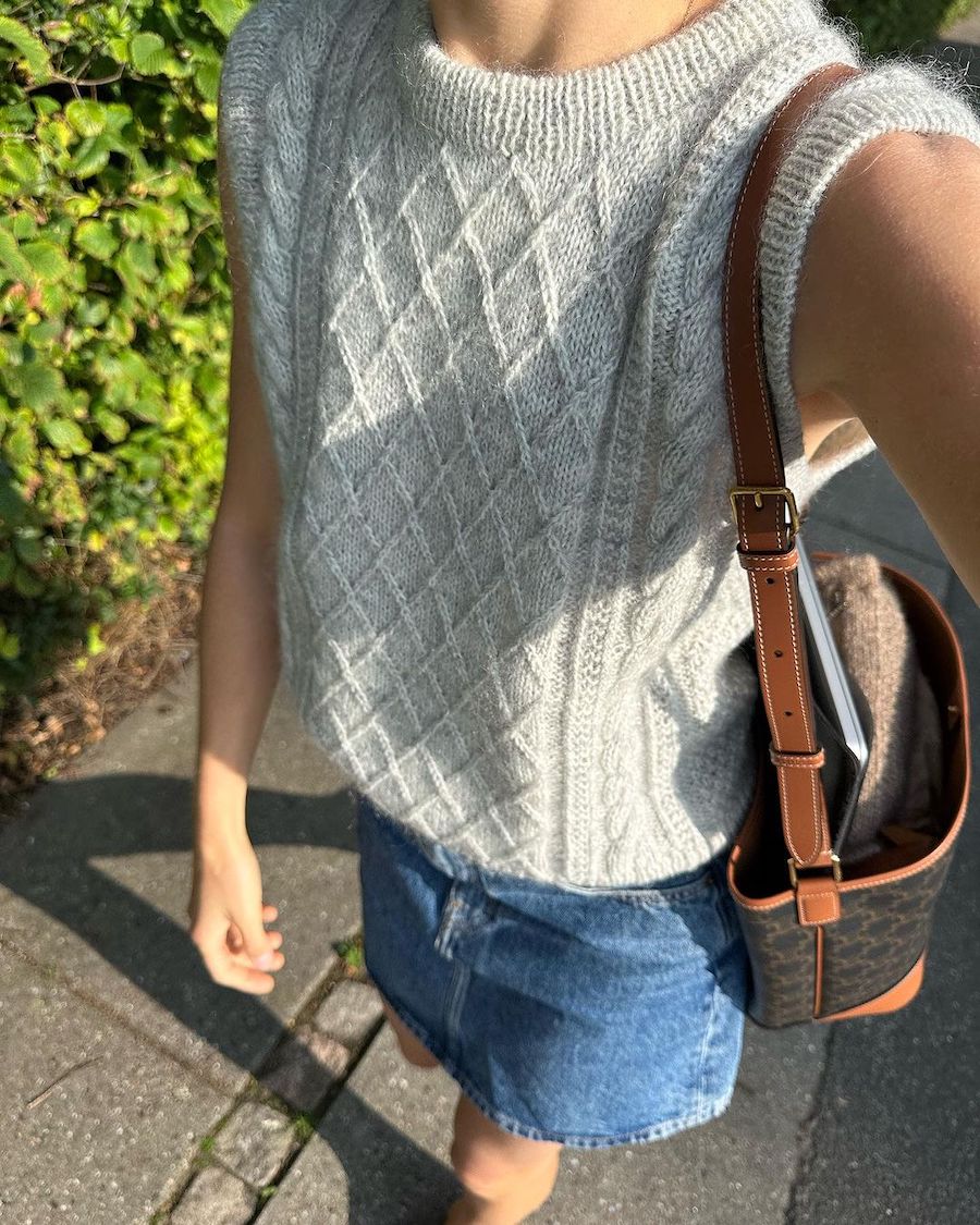 PetiteKnit Moby Slipover, knitted sample