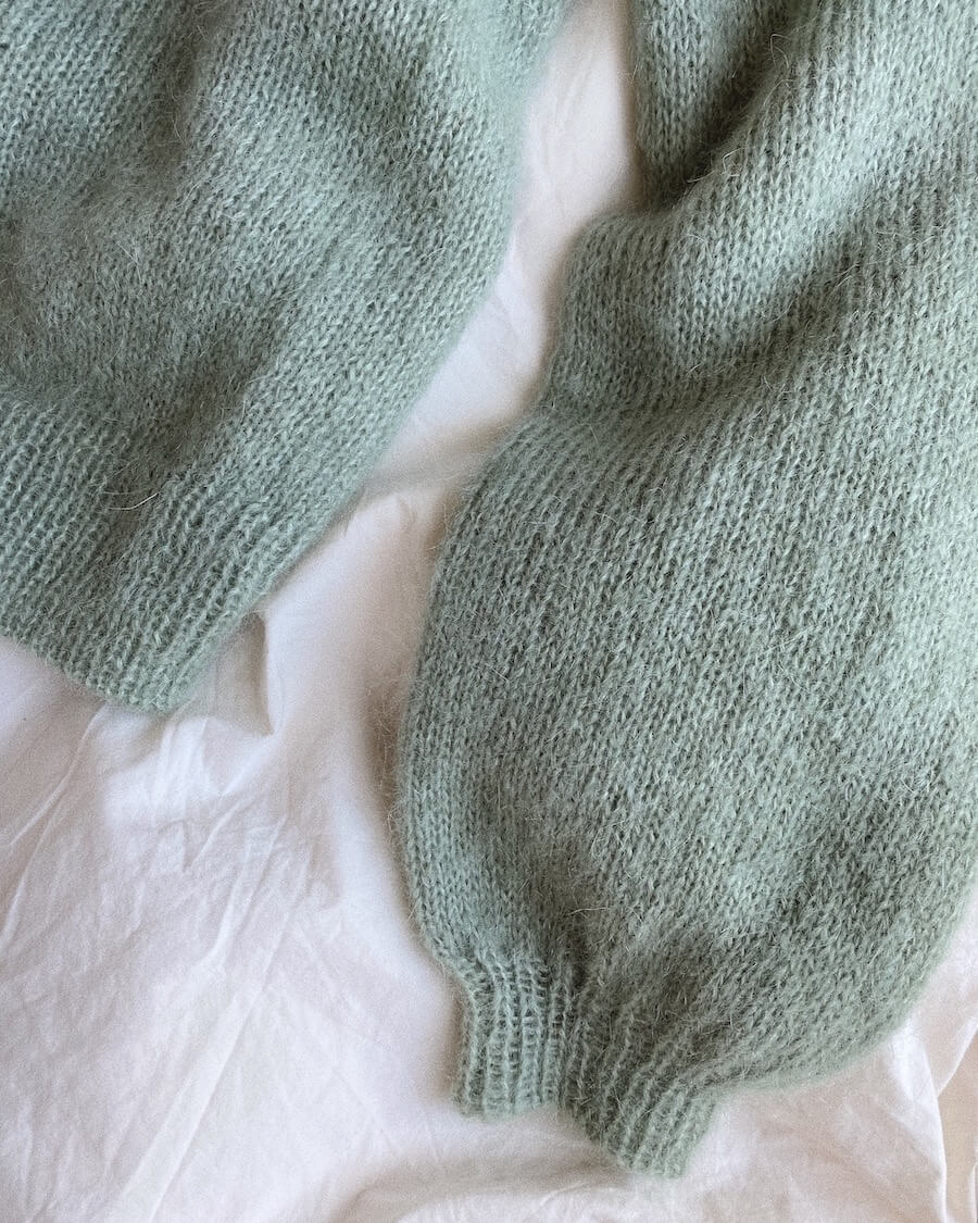PetiteKnit Novice Cardigan Mohair Edition, knitted sample