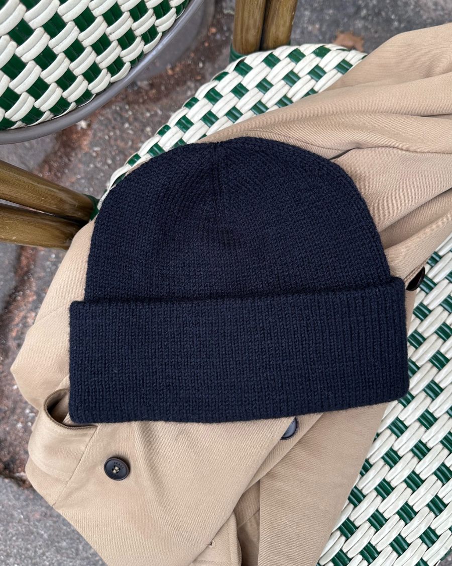 PetiteKnit Oslo Hat, knitted sample