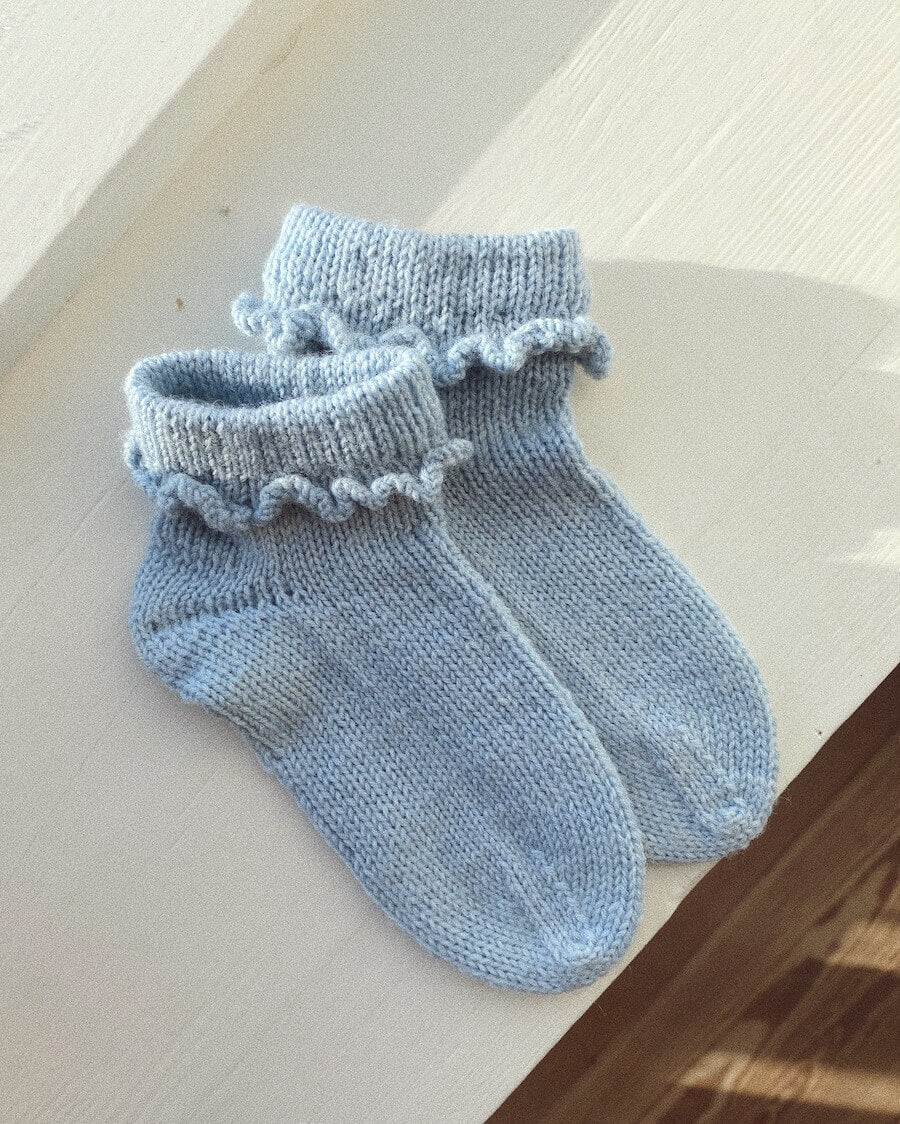 PetiteKnit Ruffle Socks Junior, knitted sample