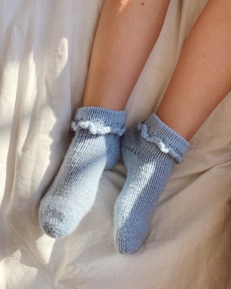 PetiteKnit Ruffle Socks Junior, knitted sample