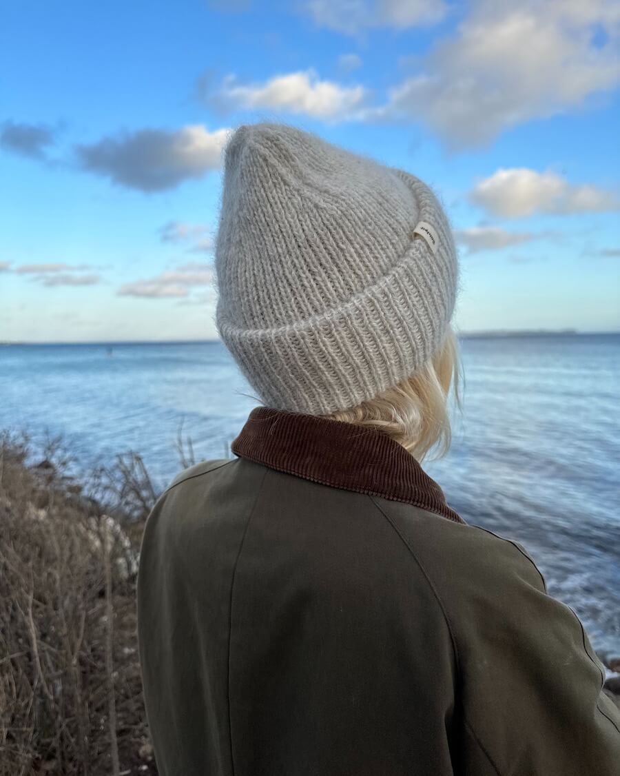 PetiteKnit Weekend Hat, knitted sample