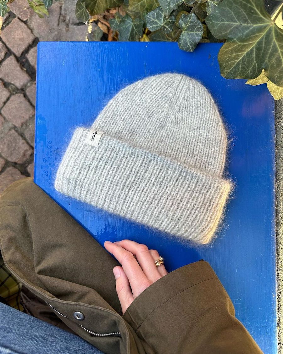 PetiteKnit Weekend Hat, knitted sample