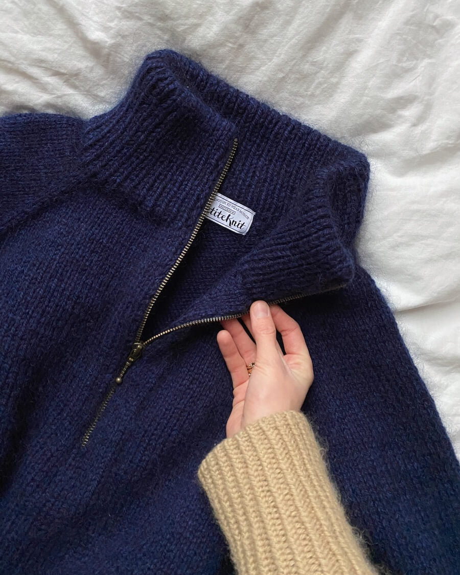 PetiteKnit Zipper Sweater Man, knitted sample